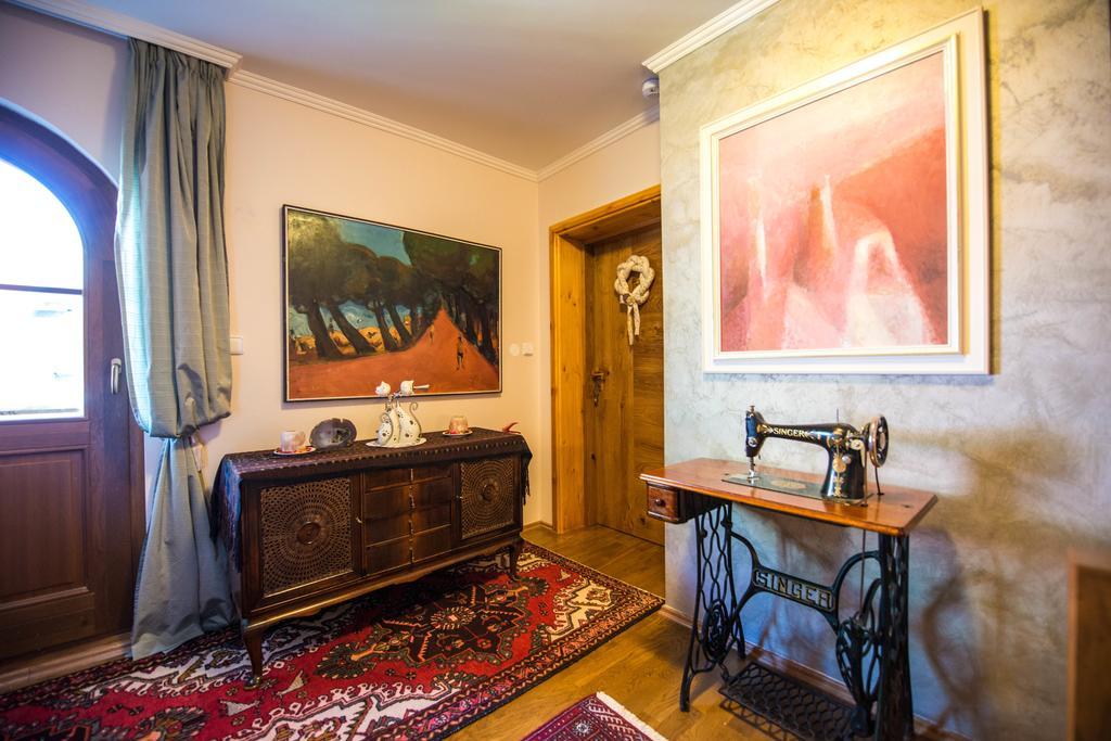 ホテル Moroder Haus マイヤーホーフェン エクステリア 写真