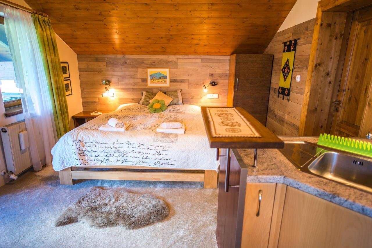 ホテル Moroder Haus マイヤーホーフェン エクステリア 写真